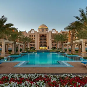 Amazing Beachfront Apartments Near Atlantis Waterpark By Simply Comfort Sarai Palm Jumeirah Апартаменты Дубай